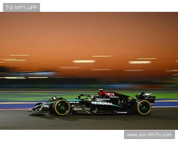 梅赛德斯W16赛车概念获FIA批准，拉塞尔淡化夺冠热门标签