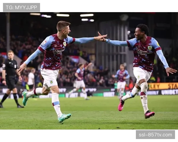 战术述评:利物浦高强度逼抢战术在三月密集赛程下出现效率下滑迹象 战术述评:利物浦高强度逼抢战术在三月密集赛程下出现效率下滑迹象