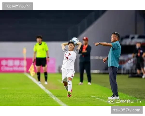 历史回顾:重温2025年总决赛,王牌队如何完成三连冠伟业 历史回顾:重温2025年总决赛,王牌队如何完成三连冠伟业